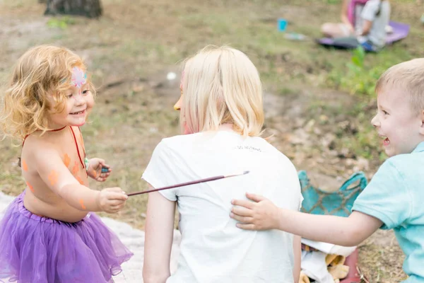 Kiev Ukraine June 2018 Little Girl Painted Face Playing Forest — 图库照片