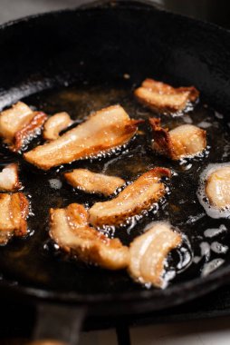 Tavada domuz yağı. Yemek pişirme, Ukrayna mutfağı.