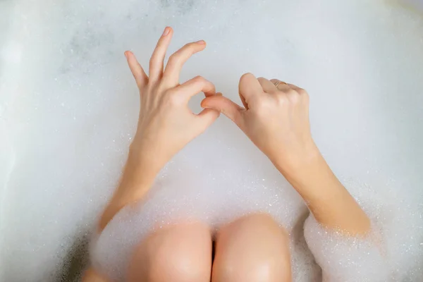 Masturbation Sexe Dans Concept Bain Les Mains Féminines Dans Bain — Photo