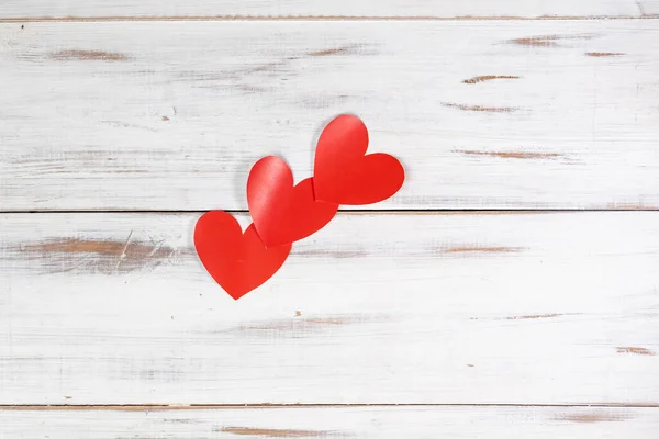 Κόκκινες Χάρτινες Καρδιές Λευκό Ξύλινο Φόντο Δήλωση Αγάπης Έννοια Ημέρα — Φωτογραφία Αρχείου