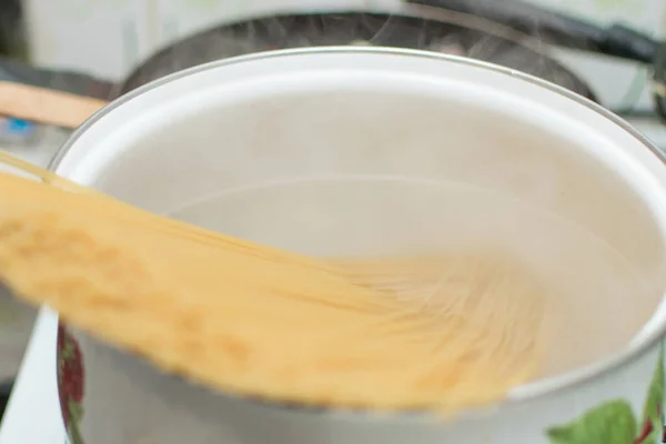 Spaghetti Kochen Einem Topf — Stockfoto