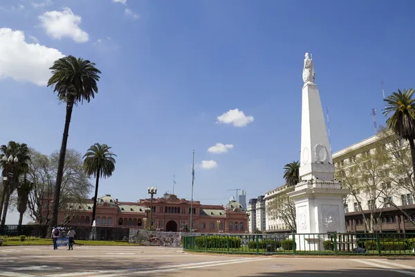 plaza de mayo, buenos aires