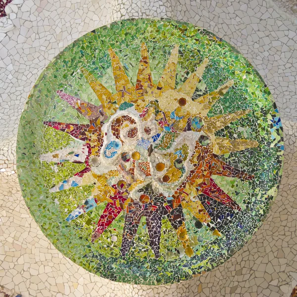 Ceiling with mosaic sun of Park Guell — Stock Photo, Image