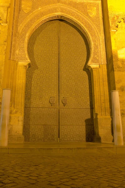 Haupttor der Kathedrale-Moschee von Cordoba — Stockfoto