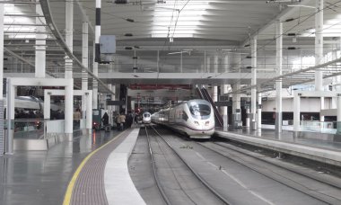yüksek hızlı tren atocha istasyonu