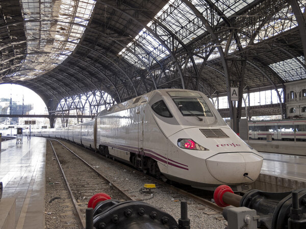 Высокоскоростной поезд
