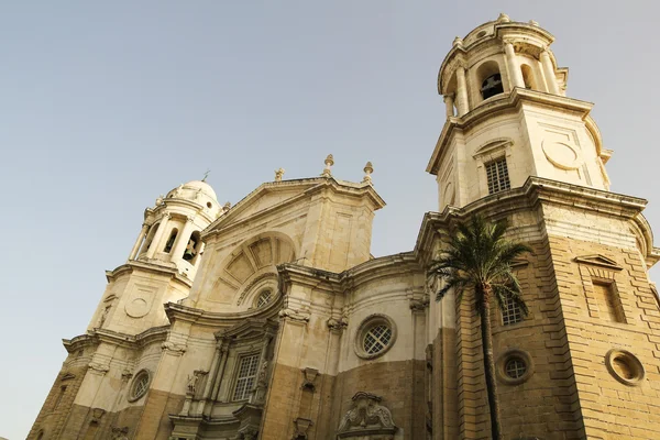 Cadiz üzerinde yeni bir katedral. — Stok fotoğraf