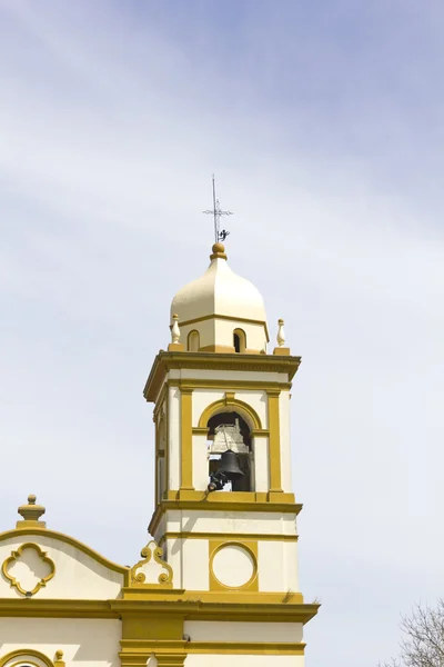 スペインの植民地スタイル ベル タワー — ストック写真