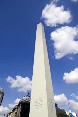 Dikilitaş. Buenos Aires, Arjantin