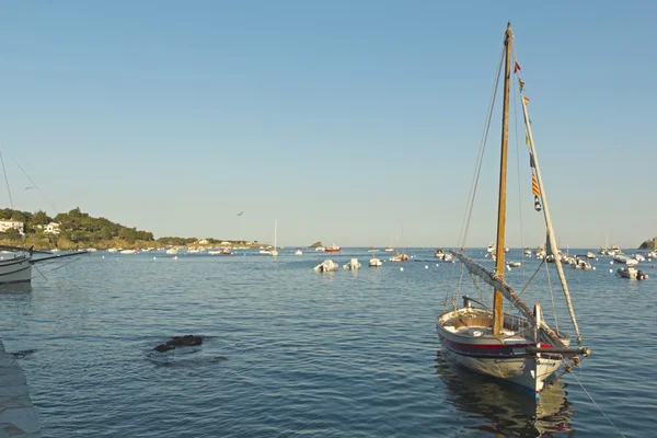 Medelhavet fiskebåt. — Stockfoto