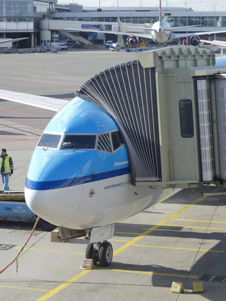 Schiphol Airport, Amsterdam, Países Bajos . — Foto de Stock