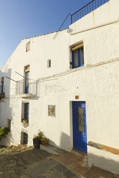 Casa blanca, típica del Mediterráneo —  Fotos de Stock