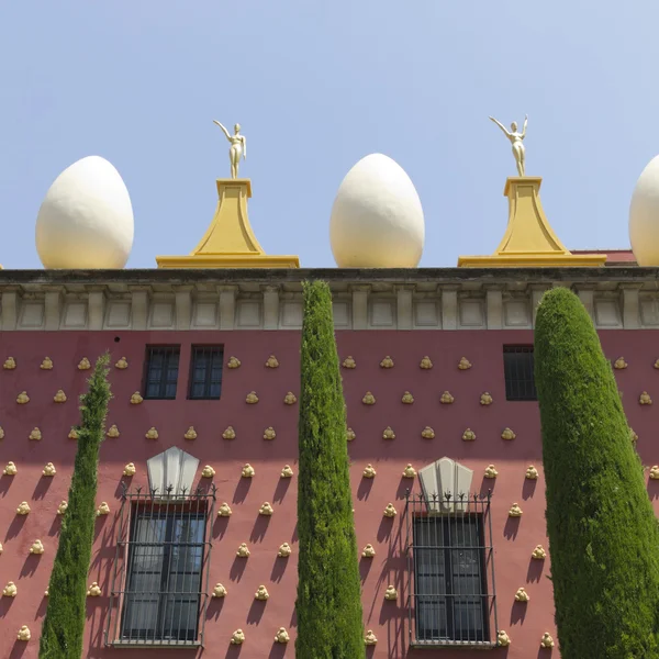 Facade of Dali Museum in Figueres — Stock Photo, Image