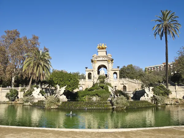 Fontána parku. Barcelona, Španělsko. — Stock fotografie