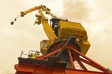 Alt görünümü klasik vinç