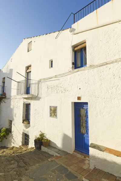 Casa blanca, típica del Mediterráneo — Foto de Stock