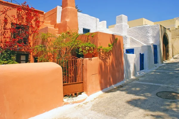 Gamla slottet vid byn emporio i santorini island, Grekland — Stockfoto