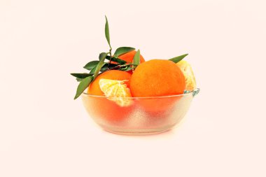 bir kristal kase taze portakal