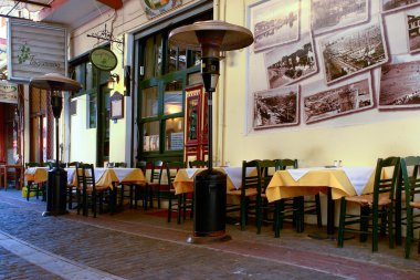 Selanik şehir Yunan geleneksel restoranda güzel