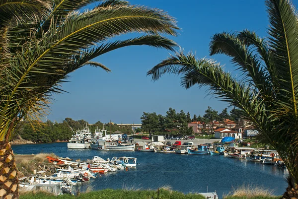 Villa griega tradicional situada en Chalkidiki penisnula, Grecia — Foto de Stock