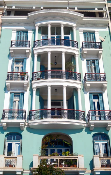 Edifício histórico localizado na cidade de Salónica, na Grécia. Zona — Fotografia de Stock