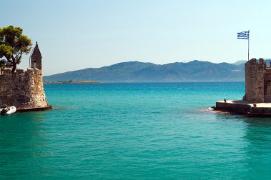 Yunanistan nafpaktos liman bağlantı noktaları giriş venetcia feneri ile
