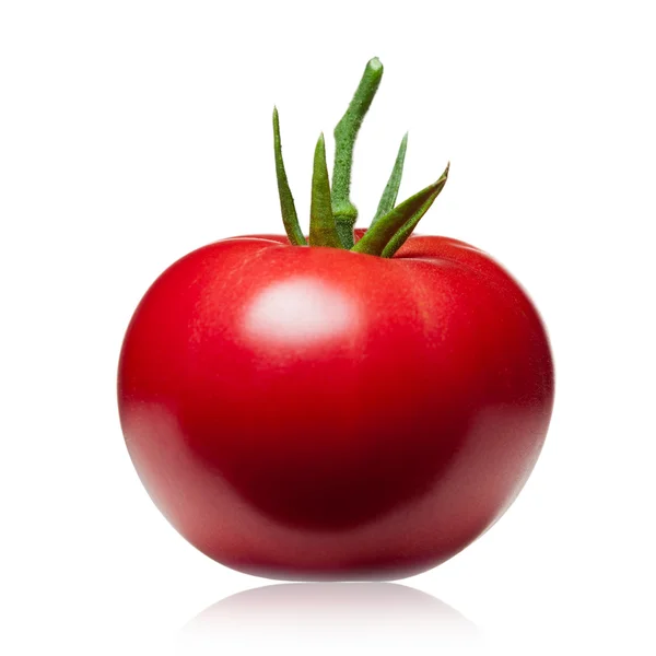 Свежий помидор, изолированный на белом — стоковое фото