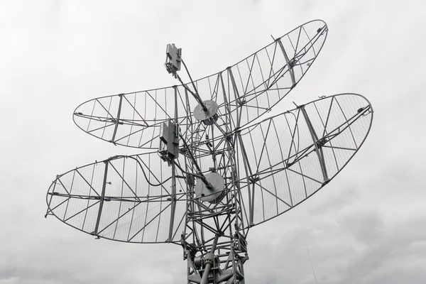 Militära mobila radar — Stockfoto