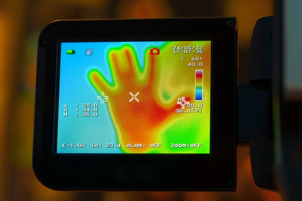 Display of noncontact infrared thermometer camera — Stock Photo, Image