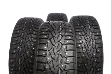 Kış tekerlekler üzerinde izole beyaz set