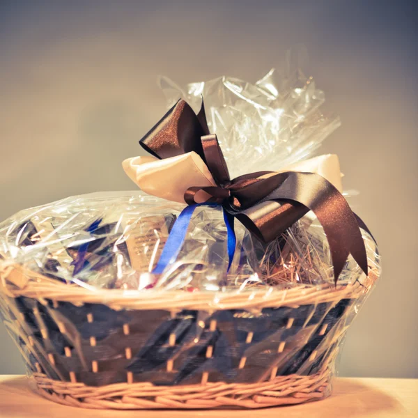 Panier cadeau vintage — Photo