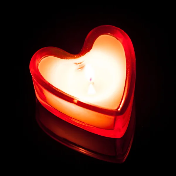 Corazón de vela ardiente — Foto de Stock