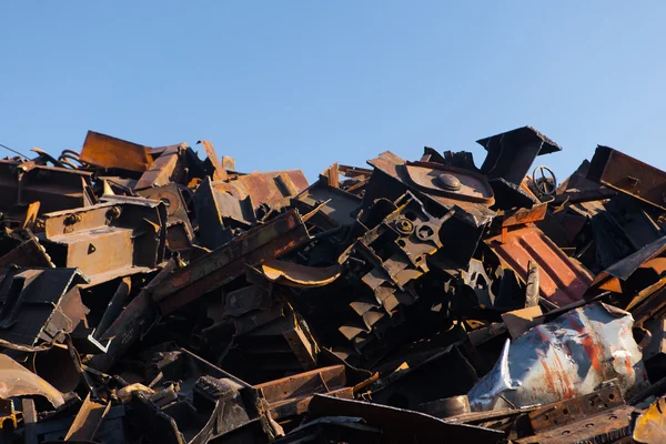 Scrap metal heap — Stock Photo, Image