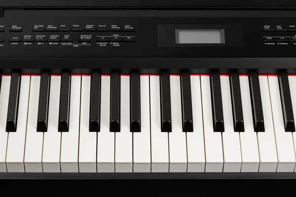 Ключі цифрового синтезатора піаніно — стокове фото