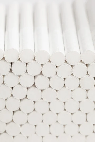 Abstrakt vit filter av cigaretter — Stockfoto