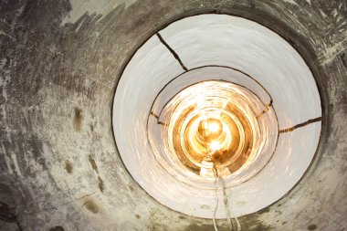 Kanalizasyon kolektör borusu