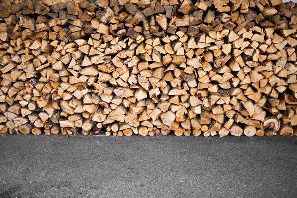 Stockage des grumes en bois — Photo