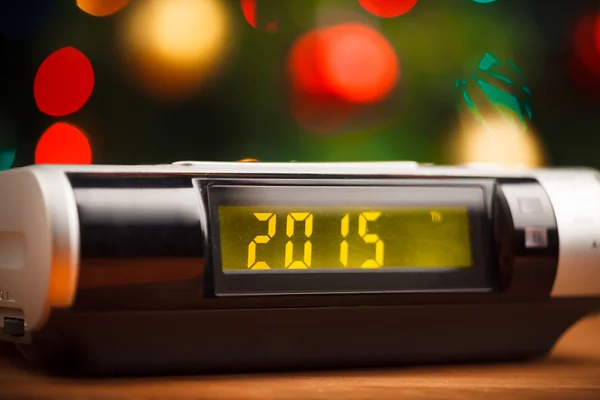 Pantalla led de despertador con año nuevo 2015 — Foto de Stock