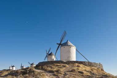 İspanya geleneksel yel değirmenleri
