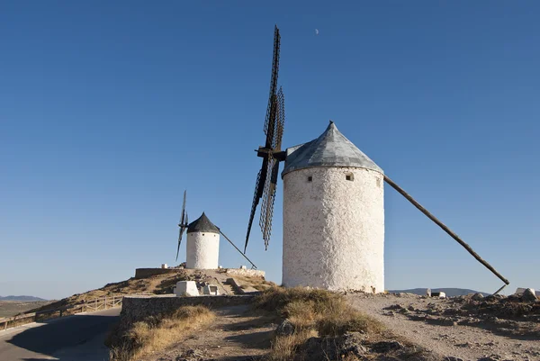 Moulins à vent traditionnels en Espagne — Photo