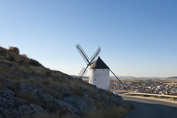 Traditionele windmolens in Spanje — Stockfoto