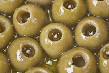 Çekirdeksiz zeytin yağında kaplı