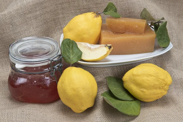 Quince cheese and jelly — Stock Photo, Image