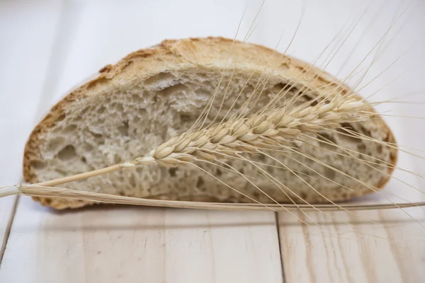 Wheat bread — Stock Photo, Image