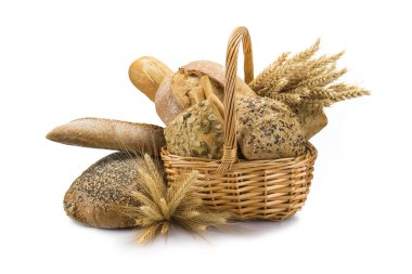 sepet beyaz izole bir ekmek ürün çeşitliliği ile