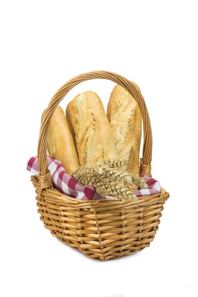 Cesta con pan de trigo — Foto de Stock
