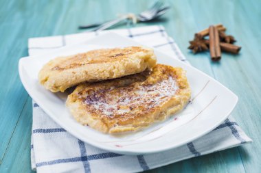 İspanyol torrijas, yumurtalı ekmek, kızarmış ekmek