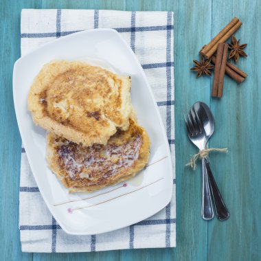 İspanyol torrijas, yumurtalı ekmek, kızarmış ekmek