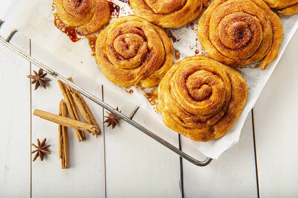 Homemade Cinnamon Rolls Table Kitchen — стоковое фото