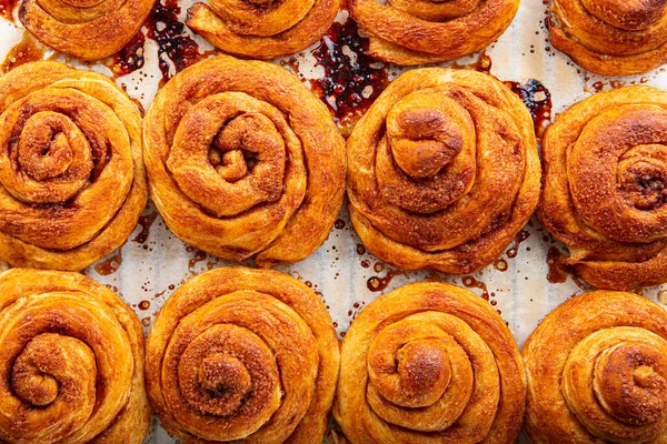 Homemade Cinnamon Rolls Table Kitchen — Stock Photo, Image